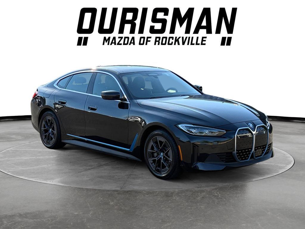 2024 BMW i4 xDrive40's photo