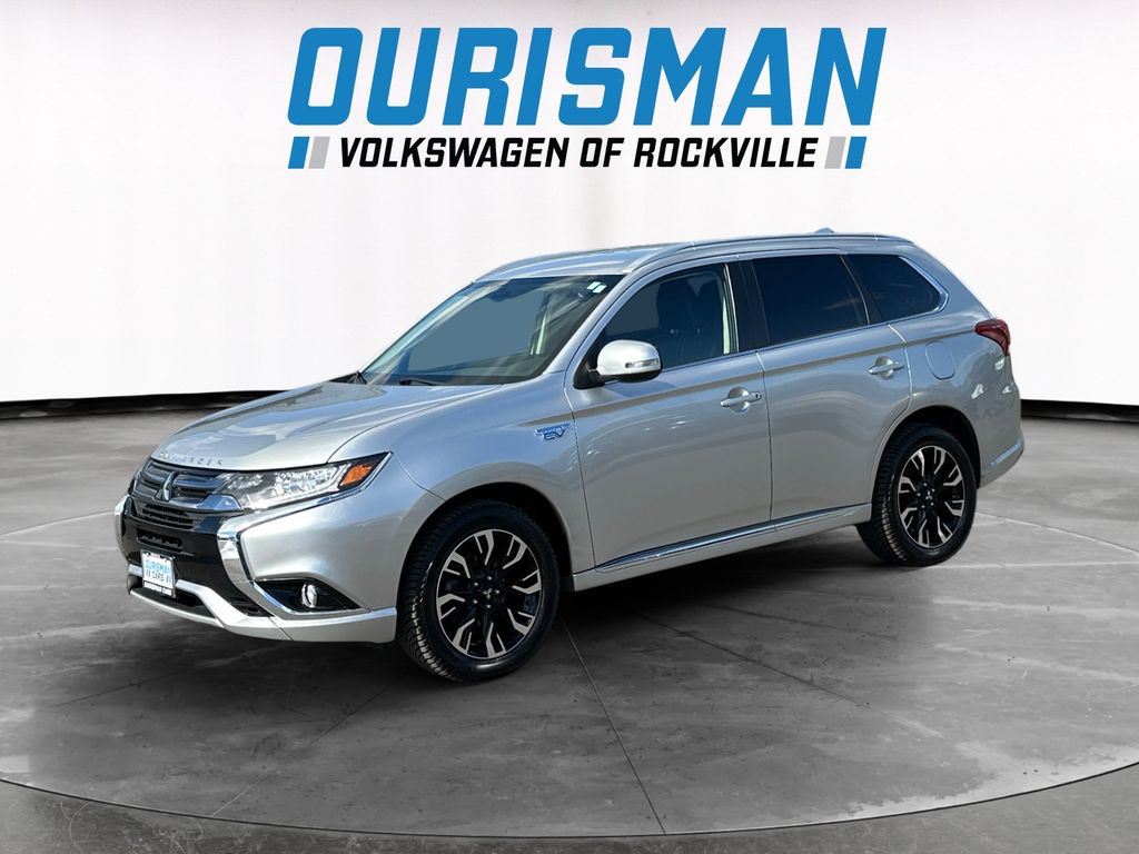 Used 2018 Mitsubishi Outlander SEL with VIN JA4J24A5XJZ028993 for sale in Rockville, MD
