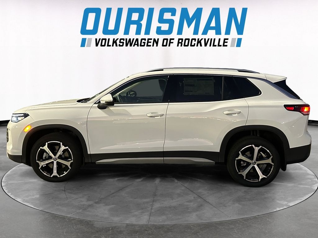 New 2026 Volkswagen Tiguan 2.0T SE SUV