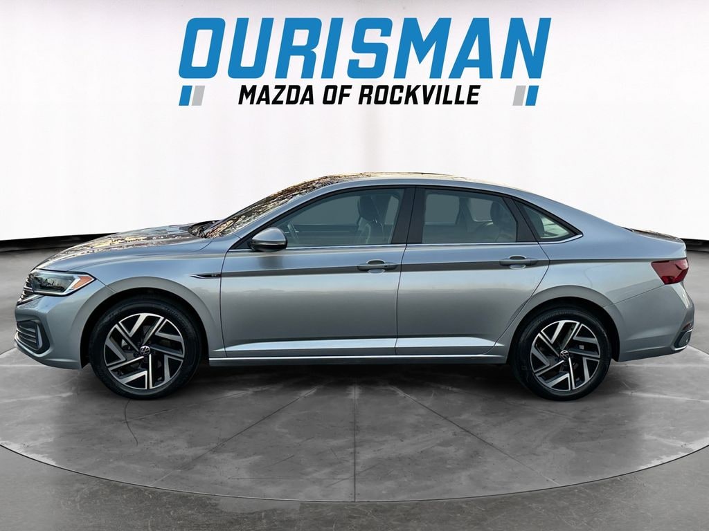 Used 2023 Volkswagen Jetta 1.5T SEL Sedan