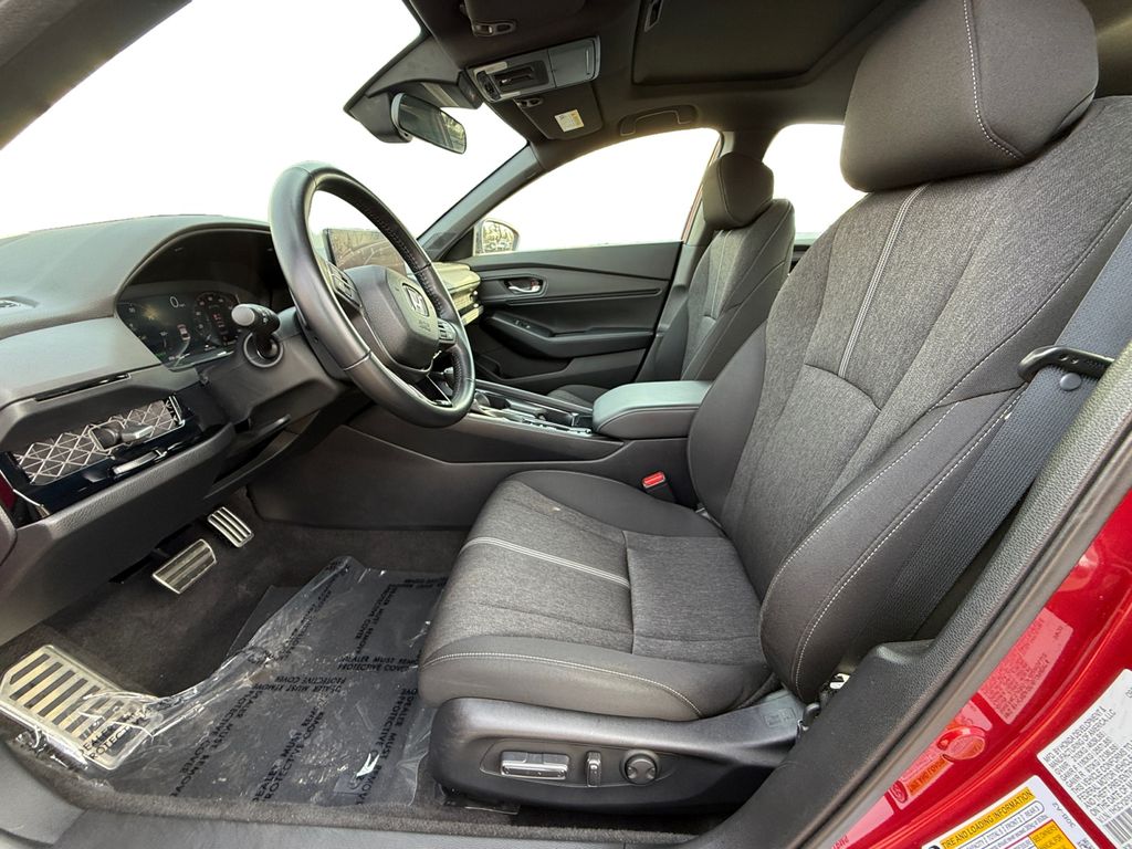 2024 Honda Accord Hybrid Sport - Photo 9