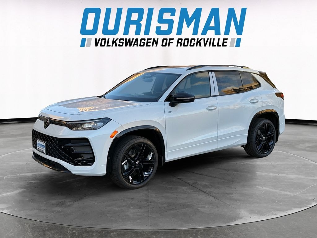 New 2025 Volkswagen Tiguan 2.0T SE R-Line Black SUV