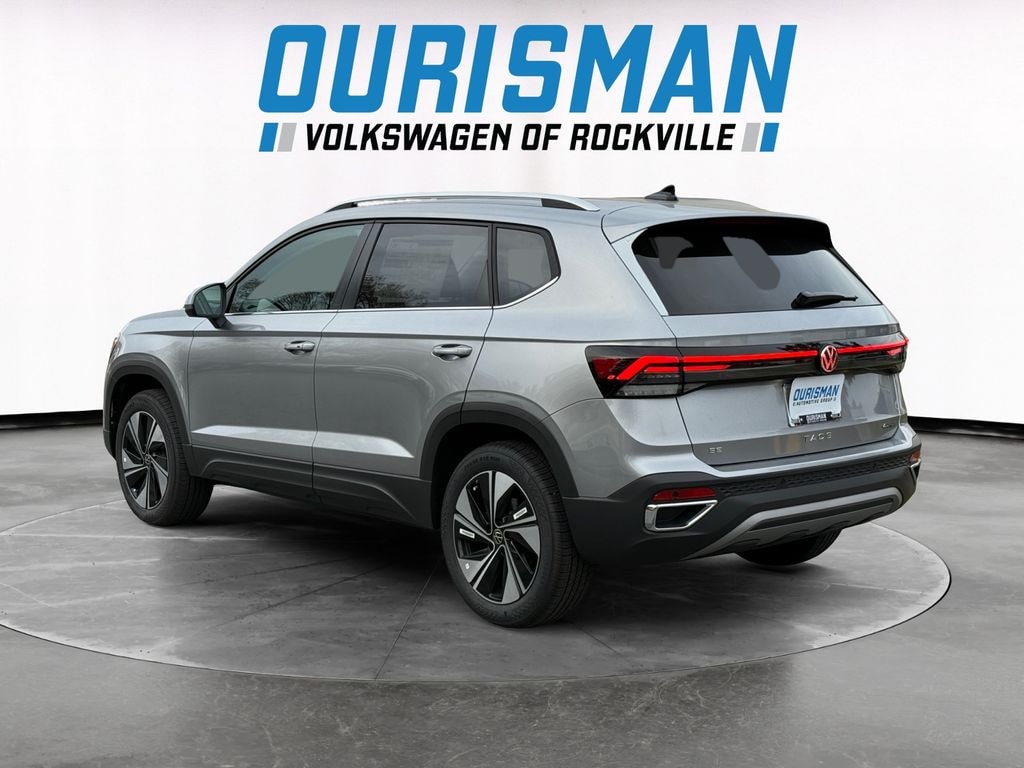 New 2025 Volkswagen Taos 1.5T SE SUV