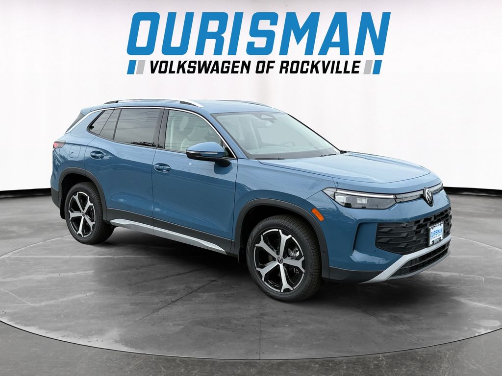 2025 Volkswagen Tiguan SE's photo