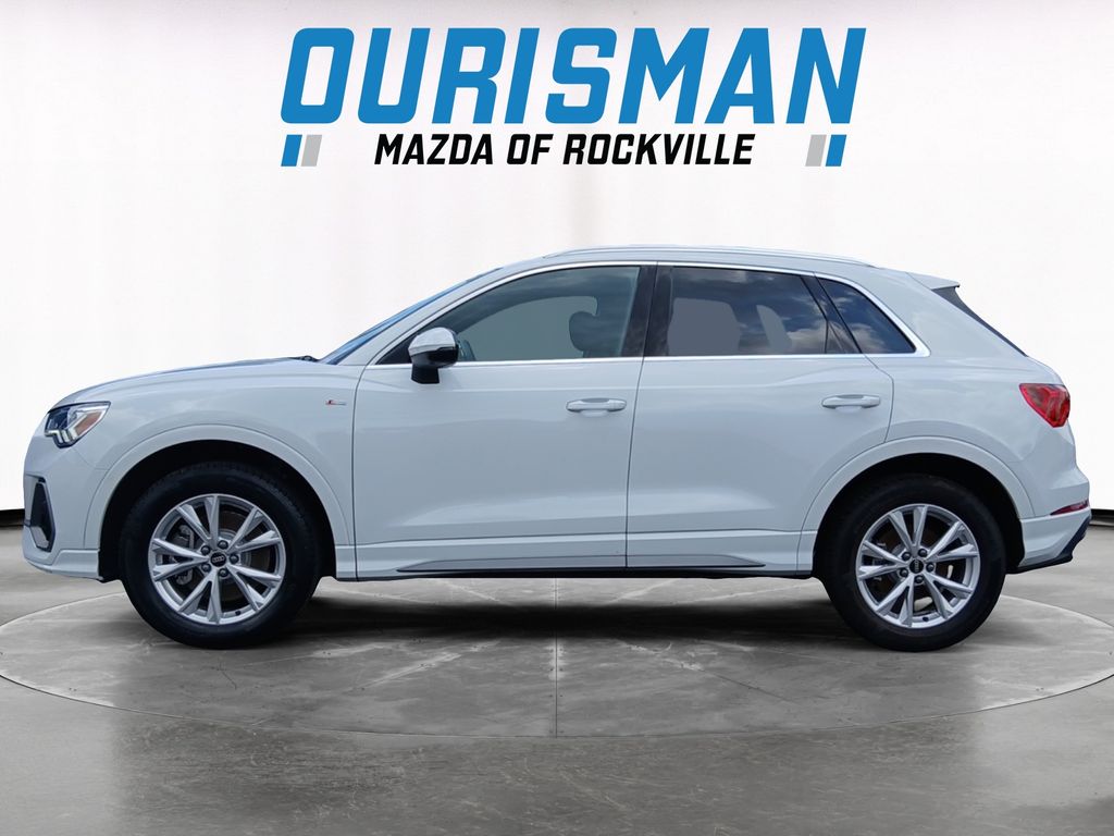 2024 Audi Q3 Premium Plus S line photo 2