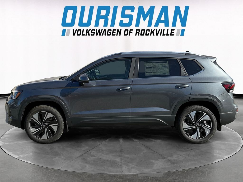 New 2025 Volkswagen Taos 1.5T SE SUV