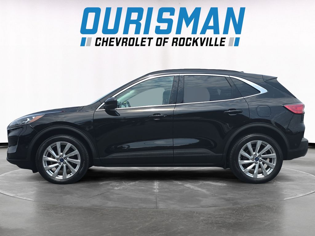 2022 Ford Escape Titanium Elite photo 2