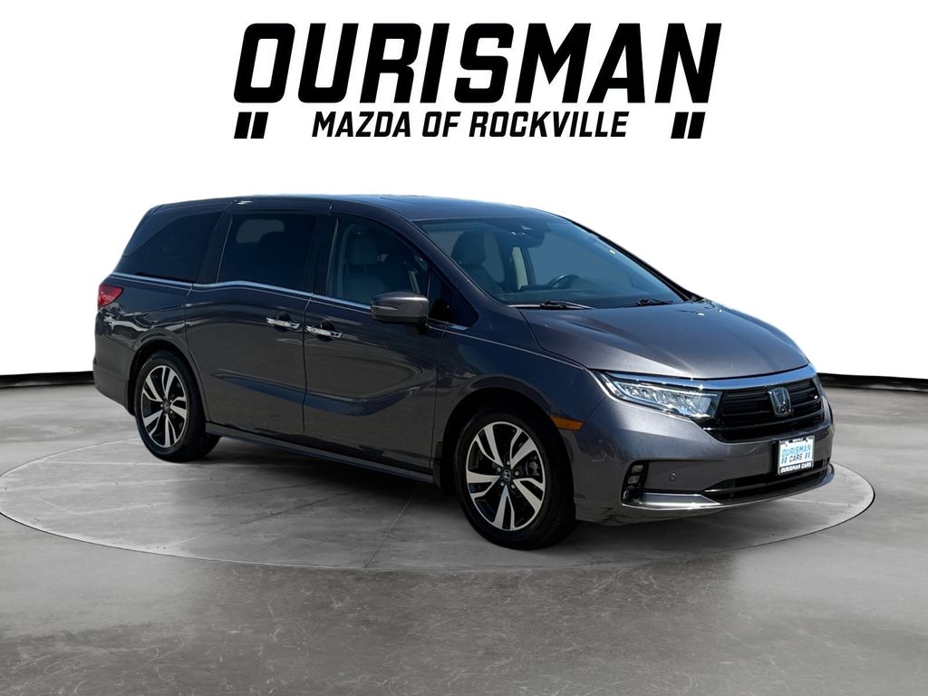 2024 Honda Odyssey Touring's photo