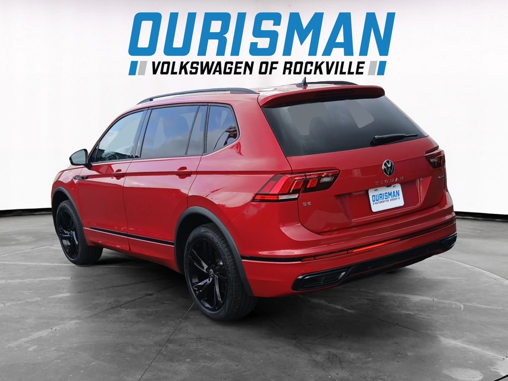 2024 Volkswagen Tiguan SE R-Line Black photo 4