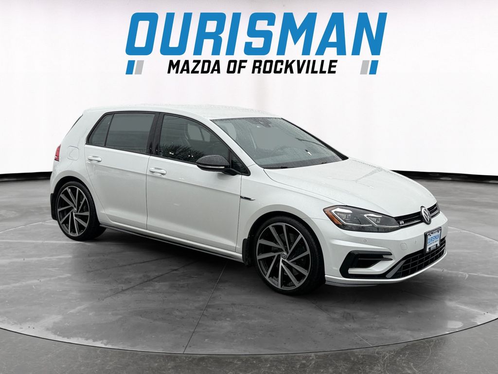 2019 Volkswagen Golf R R's photo