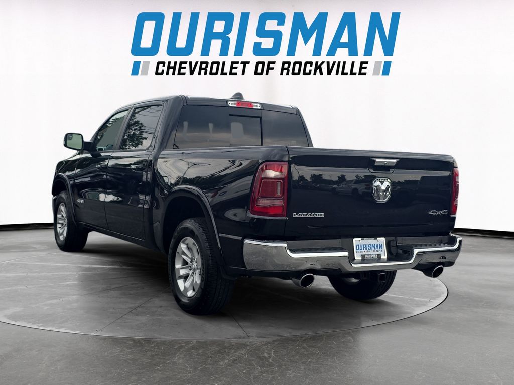 2022 Ram 1500 Laramie photo 3