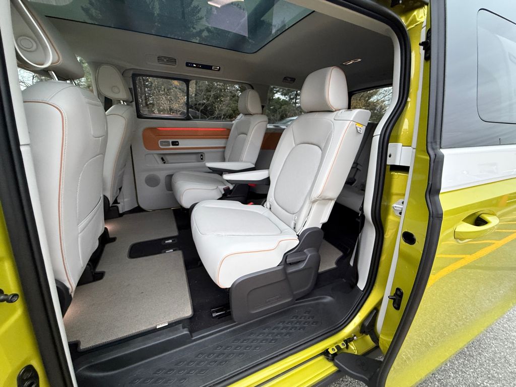 2025 Volkswagen ID. Buzz 1st Edition - Photo 21