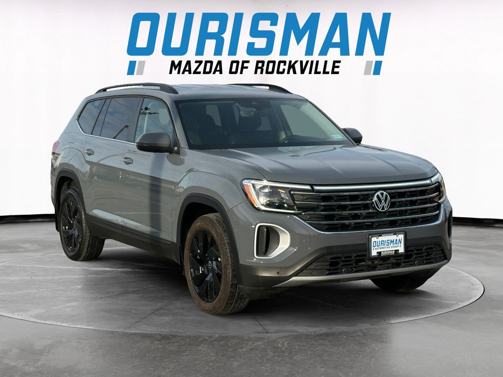 2025 Volkswagen Atlas SE w/Tech