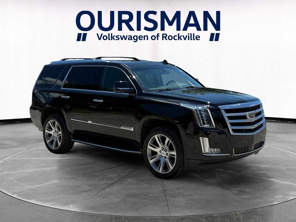 2017 Cadillac Escalade AWD Luxury's photo