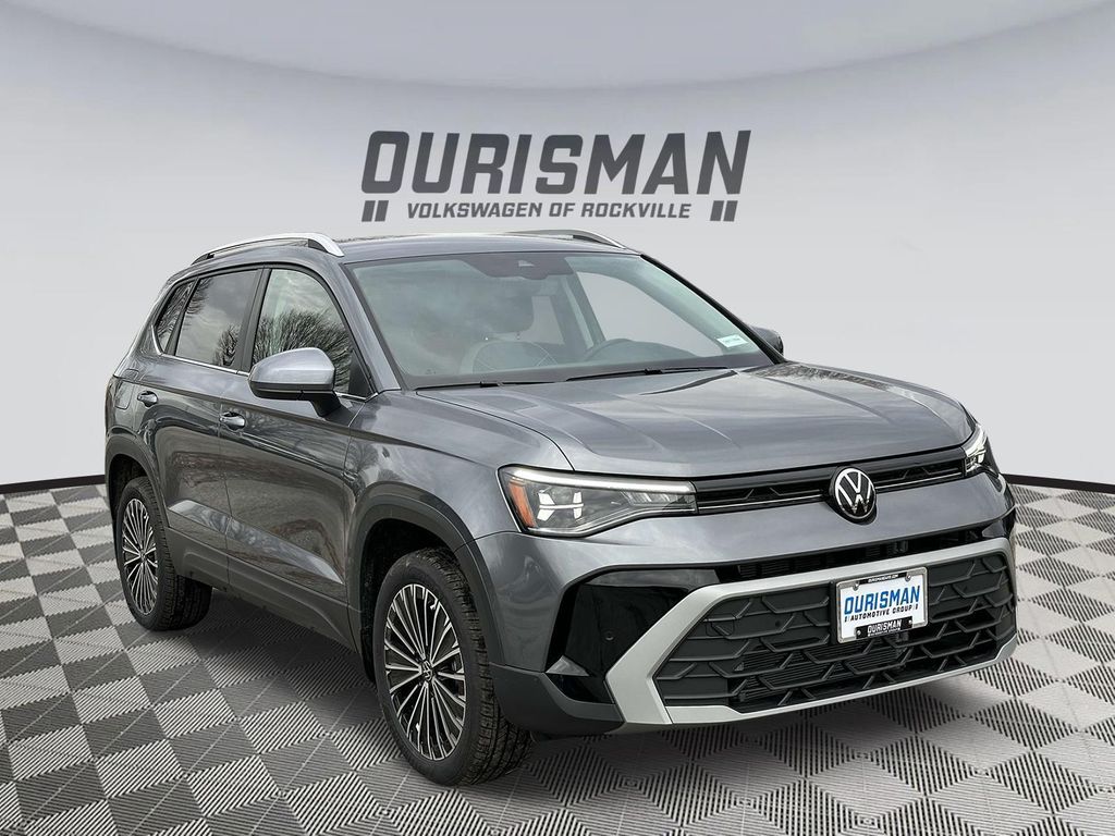 2025 Volkswagen Taos SE