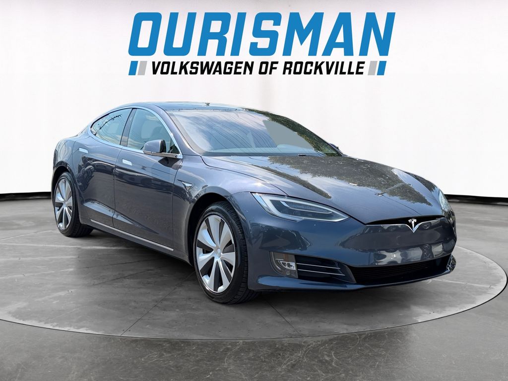 2020 Tesla Model S Long Range