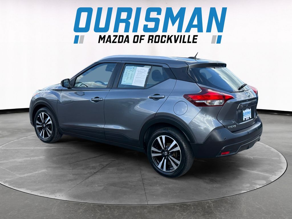 2020 Nissan Kicks SV photo 4