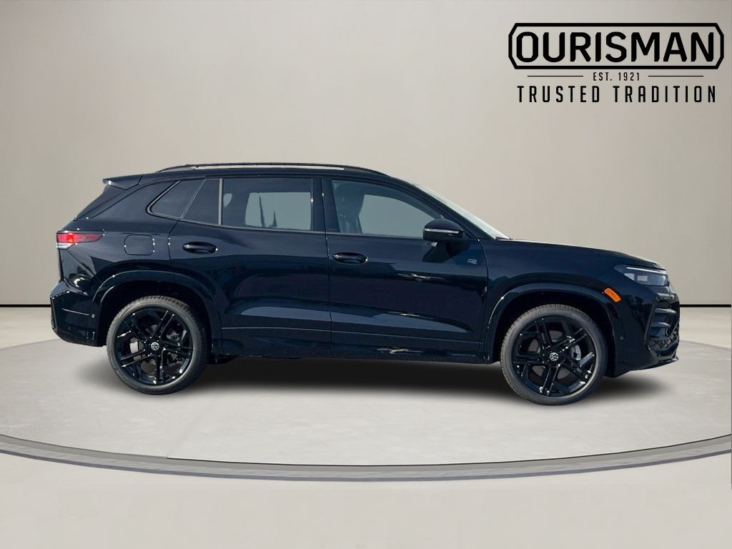 2026 Volkswagen Tiguan SE R-Line Black photo 3