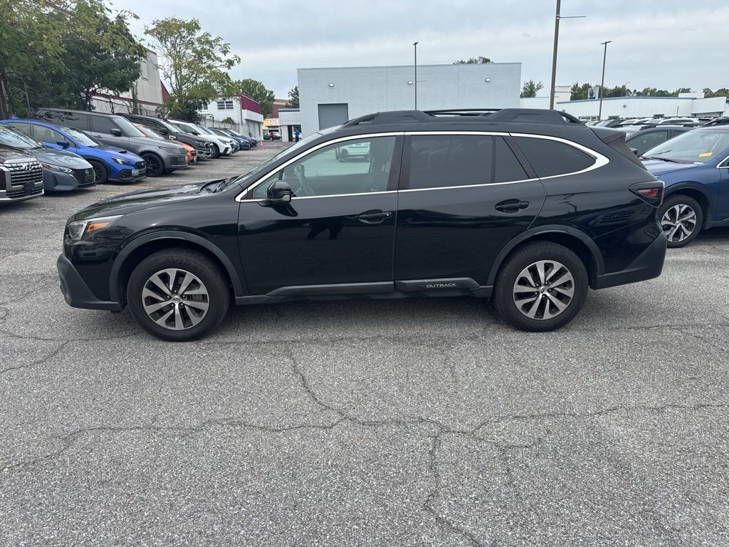 2021 Subaru Outback Premium photo 3