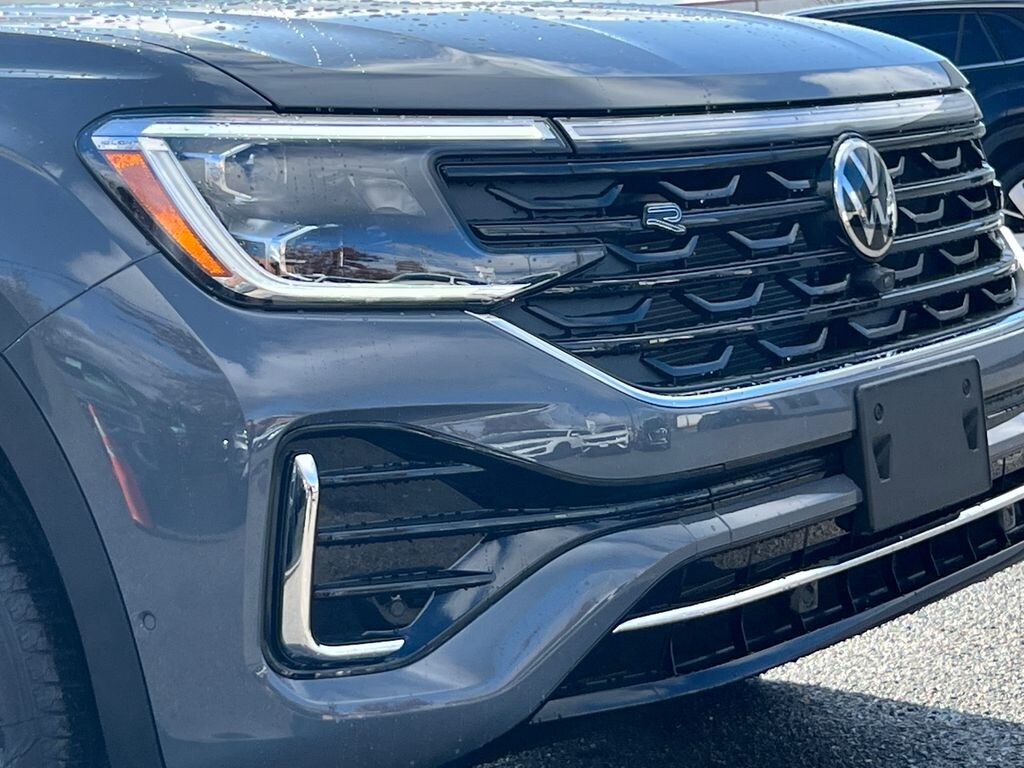 New 2026 Volkswagen Atlas Cross Sport 2.0T SEL Premium R-Line SUV