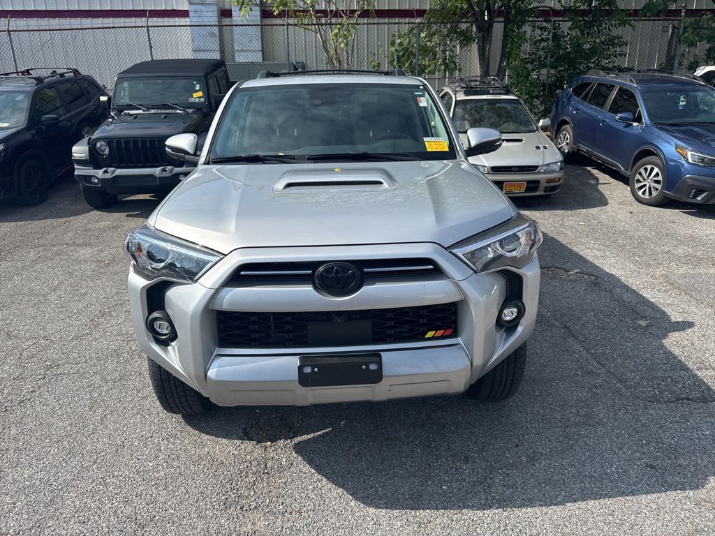 2024 Toyota 4Runner TRD Off-Road Premium photo 2
