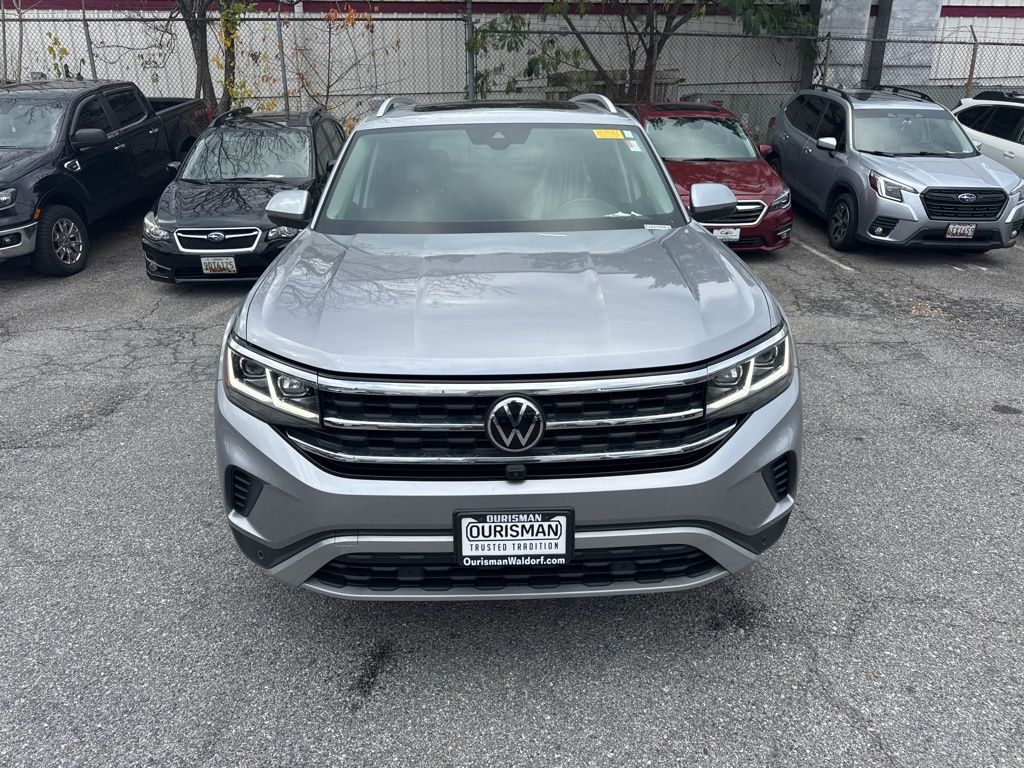 2021 Volkswagen Atlas SEL Premium photo 2