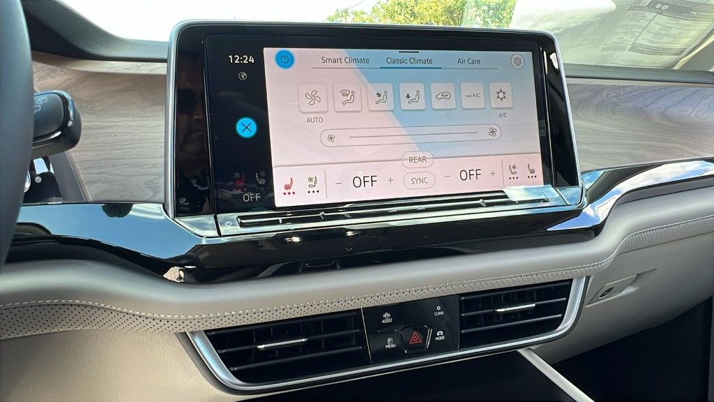 2026 Volkswagen Atlas SE w/Tech - Photo 24