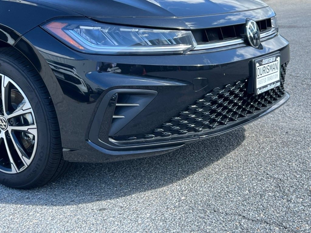 New 2025 Volkswagen Jetta 1.5T Sport Sedan