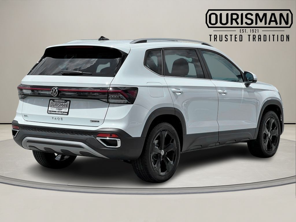 2025 Volkswagen Taos SEL photo 2
