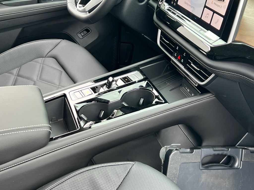 2026 Volkswagen Atlas SE w/Tech - Photo 11