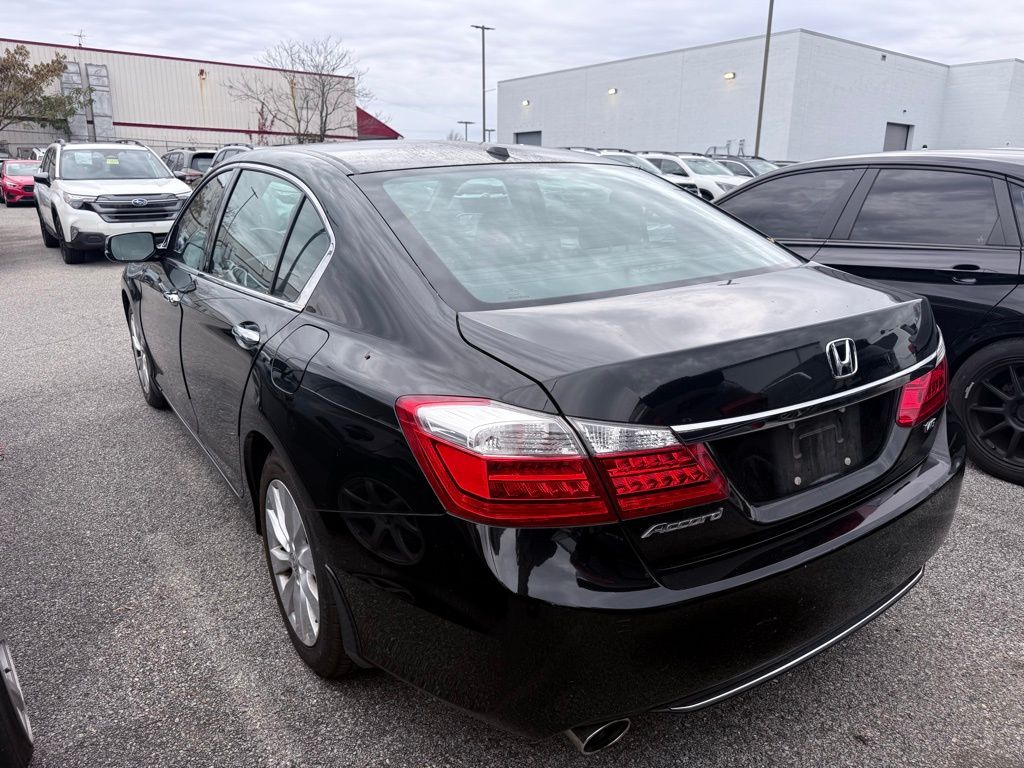 2015 Honda Accord EX-L photo 2