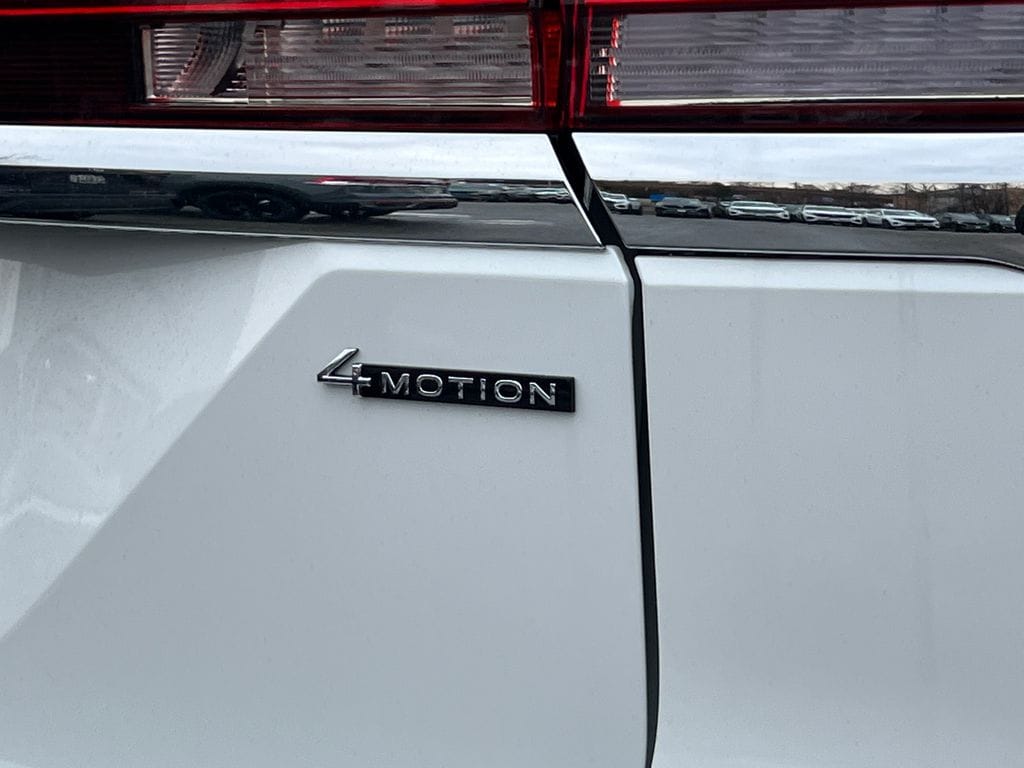 2026 Volkswagen Atlas SE w/Tech - Photo 6