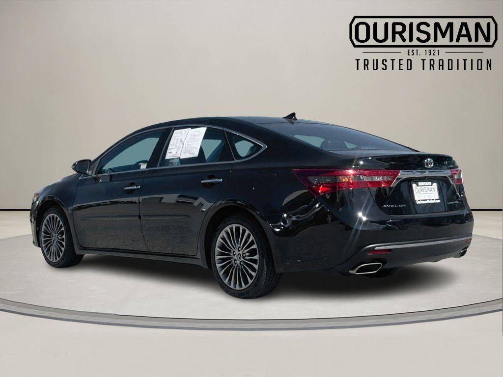2016 Toyota Avalon Limited photo 4