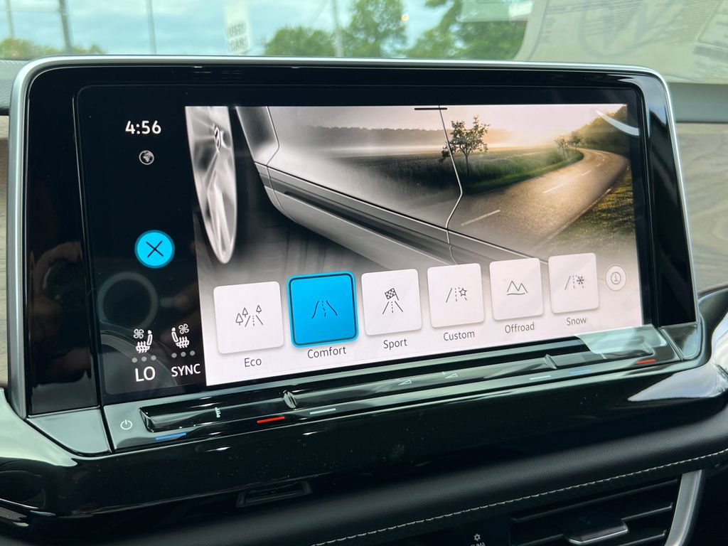 2026 Volkswagen Atlas SE w/Tech - Photo 24