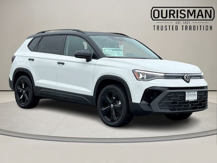 2025 Volkswagen Taos 1.5T SE Black SUV