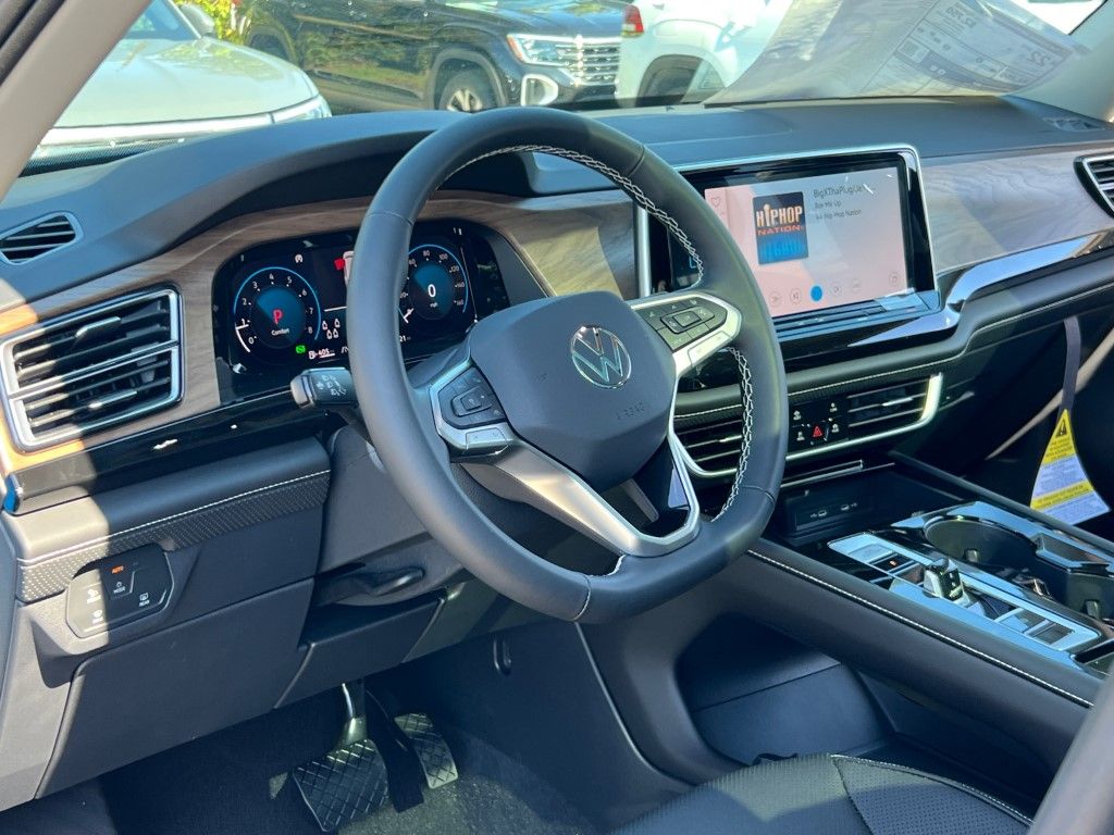 2026 Volkswagen Atlas SE w/Tech - Photo 17