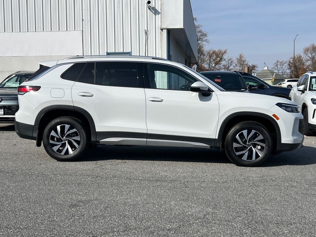 New 2025 Volkswagen Tiguan 2.0T S SUV