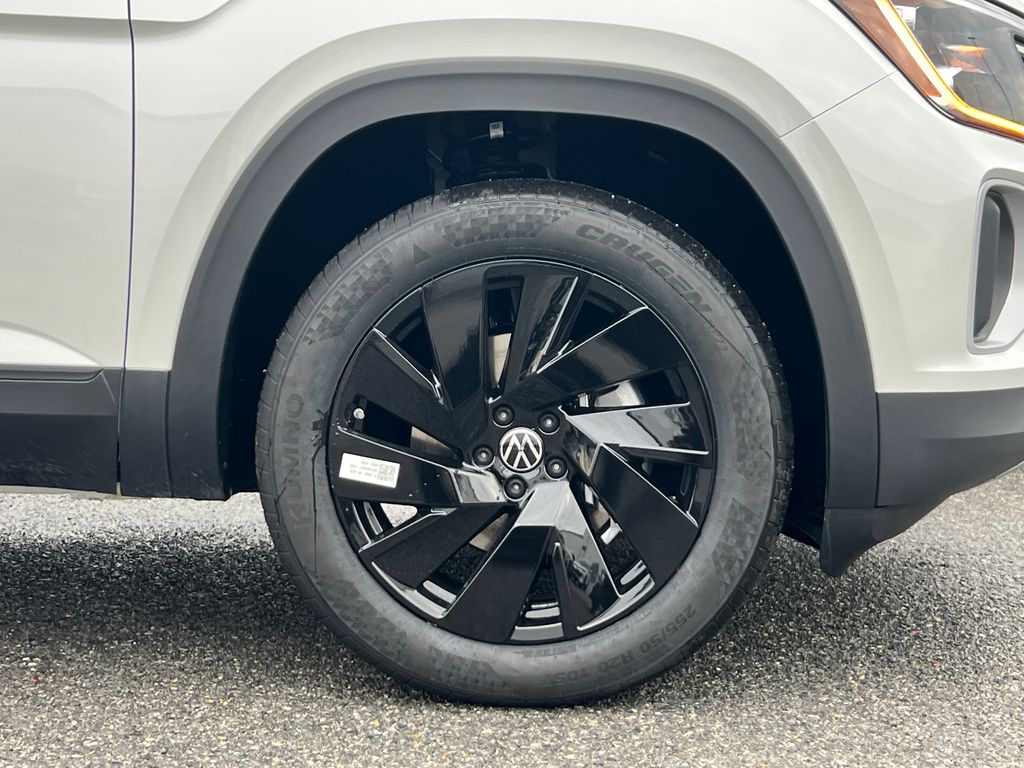 2026 Volkswagen Atlas SE w/Tech - Photo 7