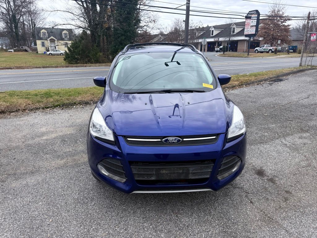 2014 Ford Escape SE photo 2