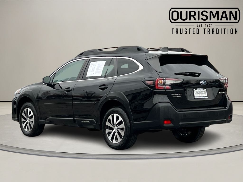 Used 2023 Subaru Outback Premium SUV