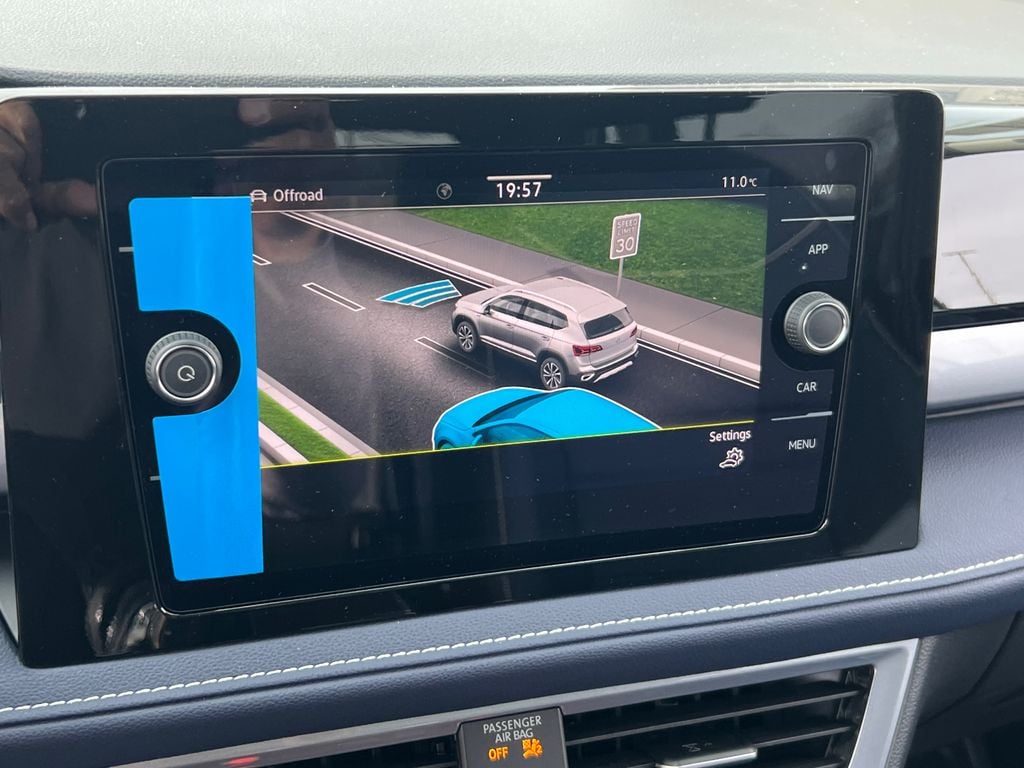 2026 Volkswagen Taos SEL - Photo 30