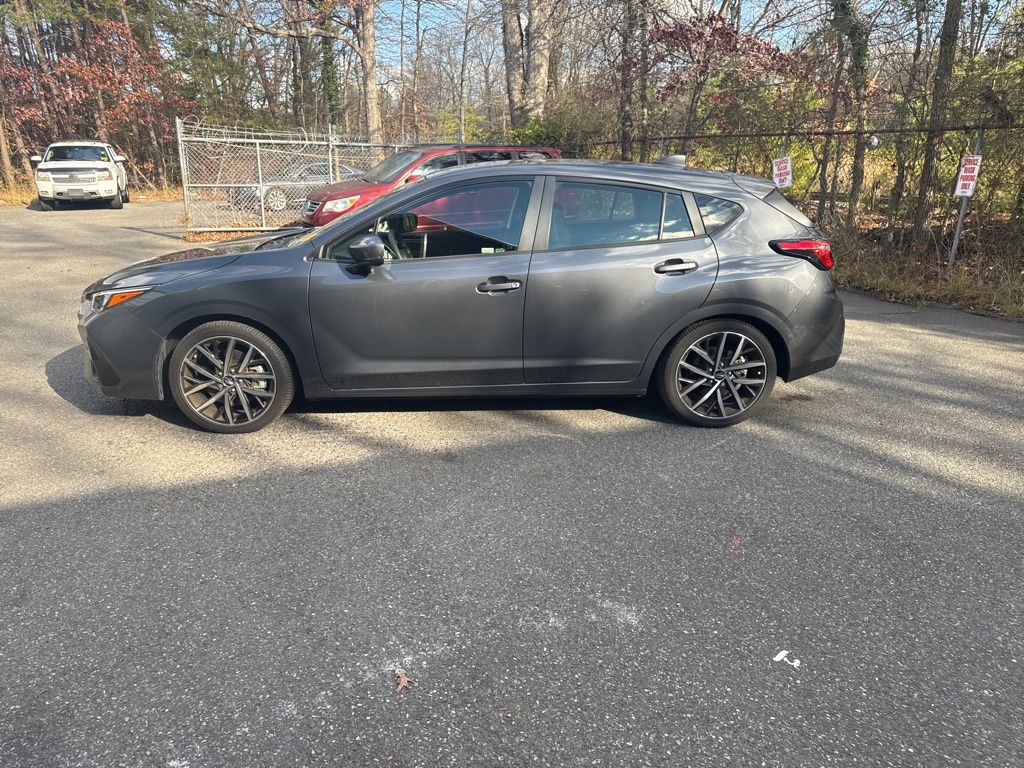 2024 Subaru Impreza Sport photo 4