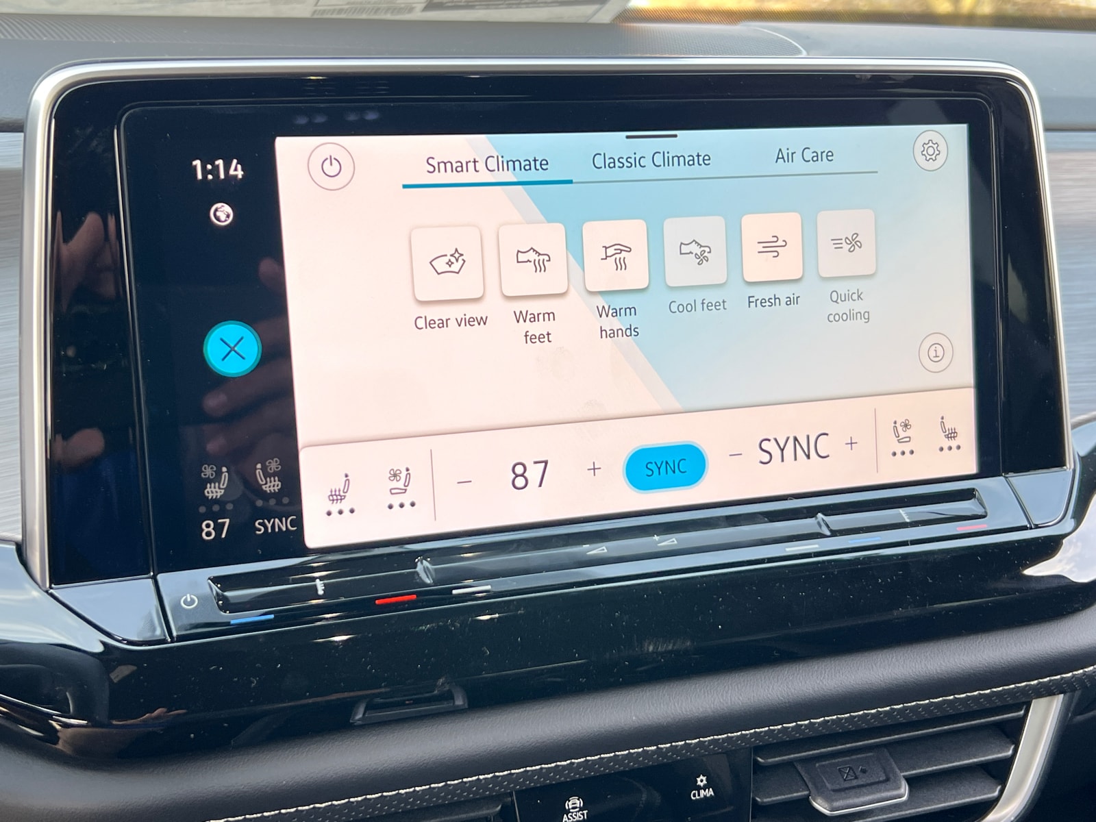 2026 Volkswagen Atlas Cross Sport SE w/Tech - Photo 24