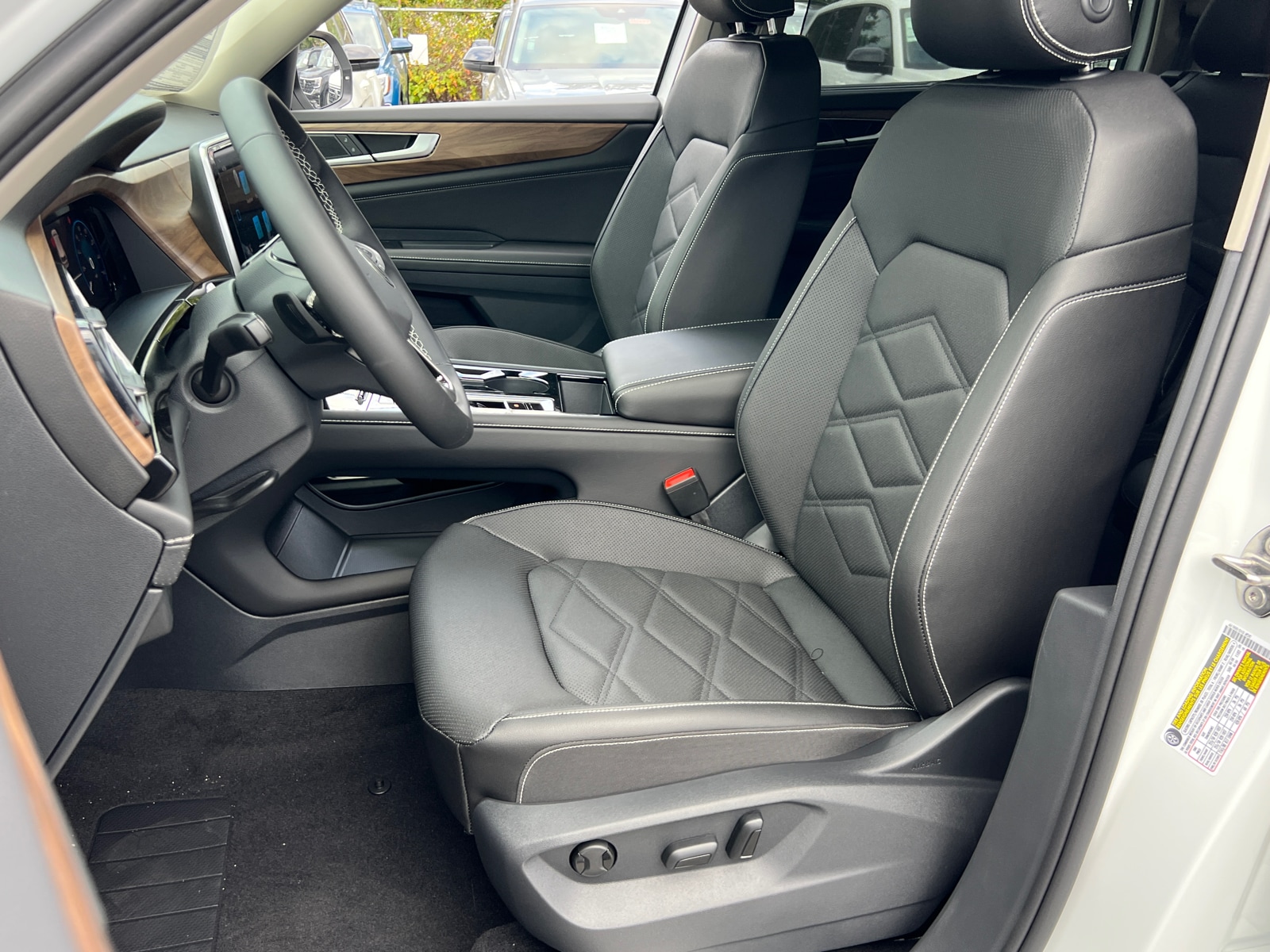 2026 Volkswagen Atlas SE w/Tech - Photo 18