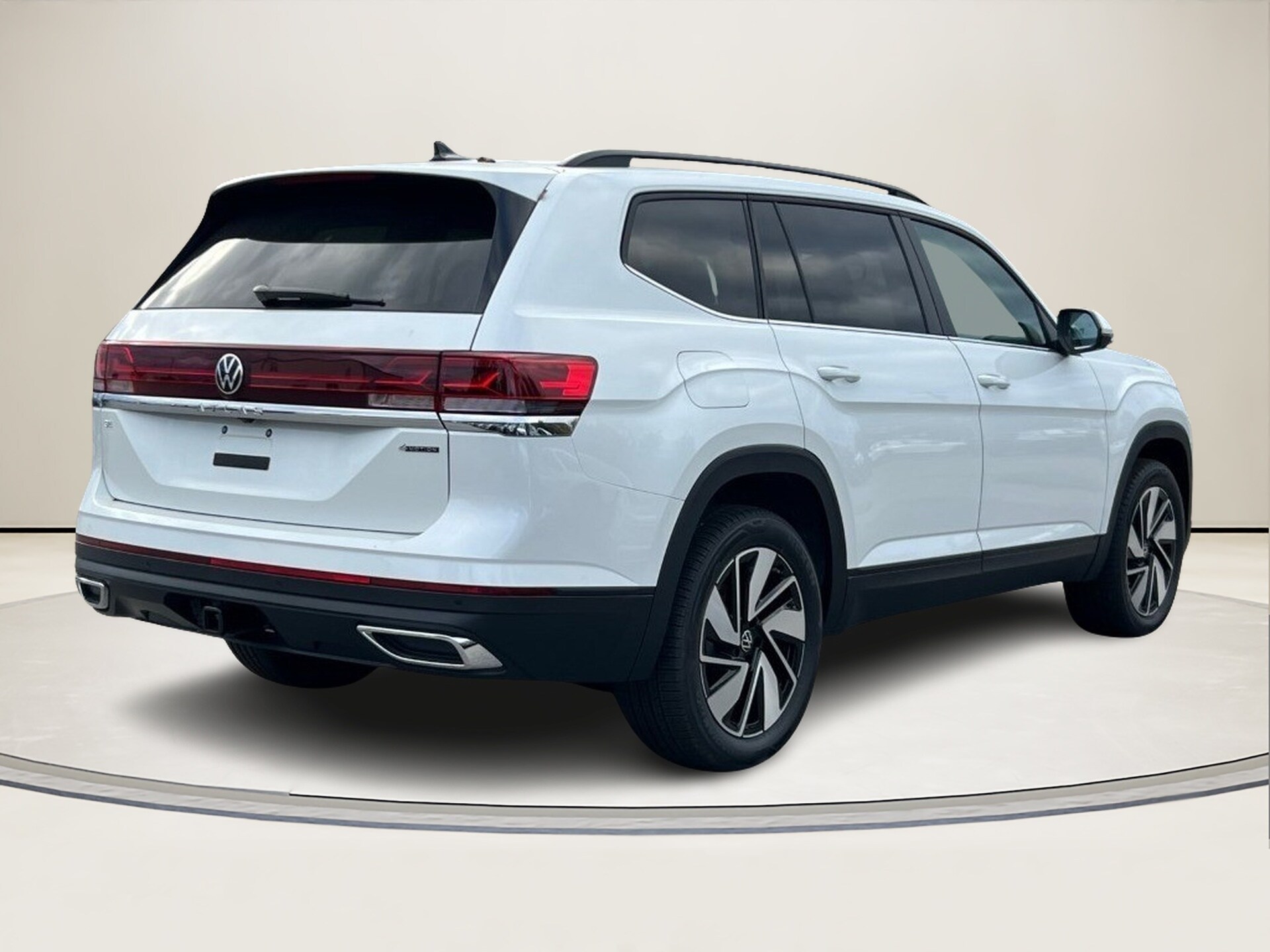 2026 Volkswagen Atlas SE w/Tech - Photo 3