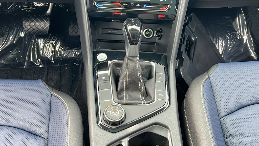 2026 Volkswagen Taos SEL - Photo 18