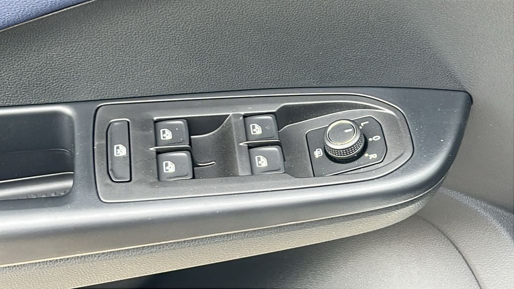 2026 Volkswagen Taos SEL - Photo 23