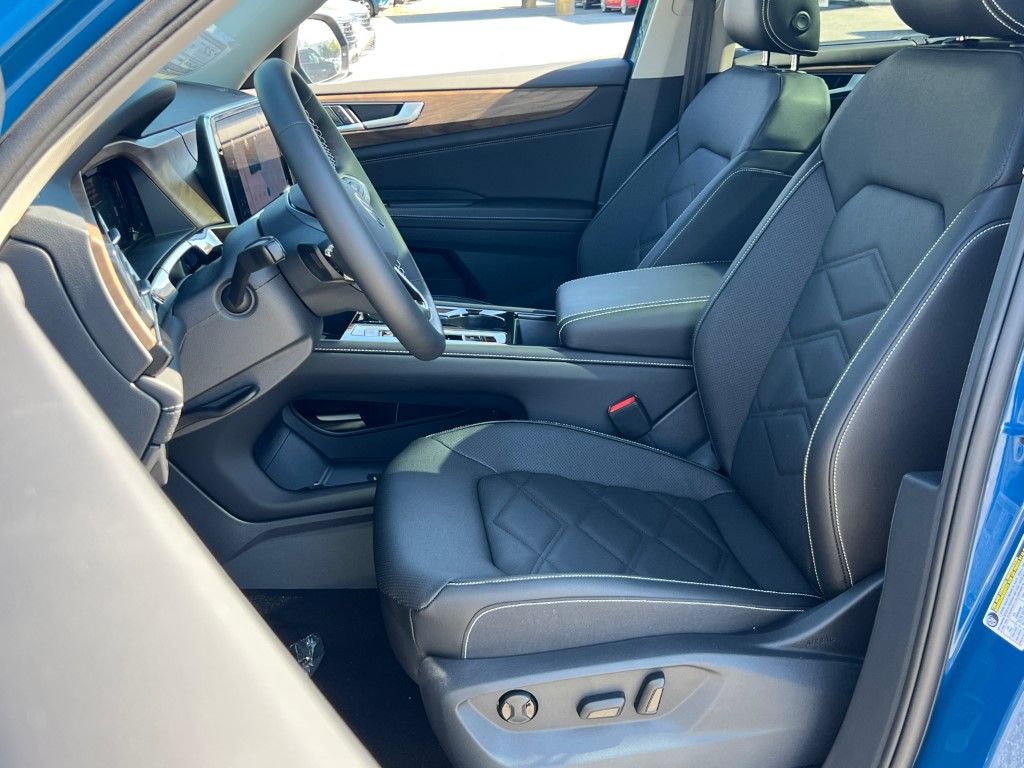 2026 Volkswagen Atlas SE w/Tech - Photo 16