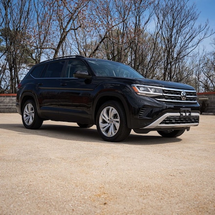 2022 Volkswagen Atlas 2.0T SE w/Technology SUV