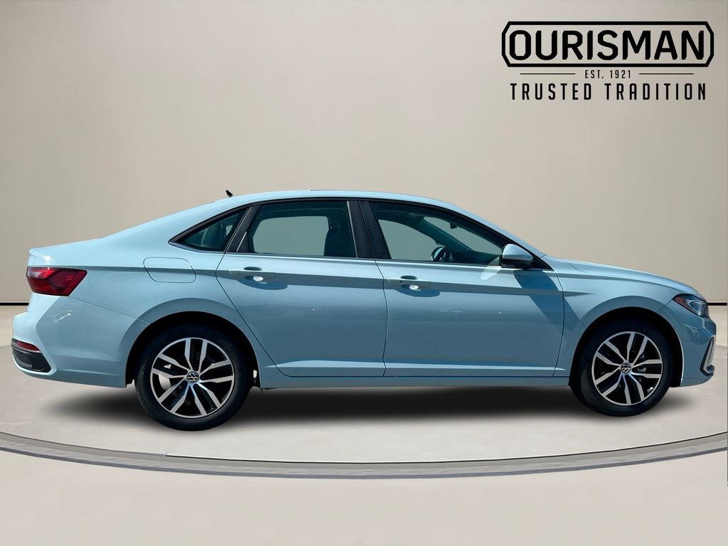 New 2026 Volkswagen Jetta 1.5T SE Sedan